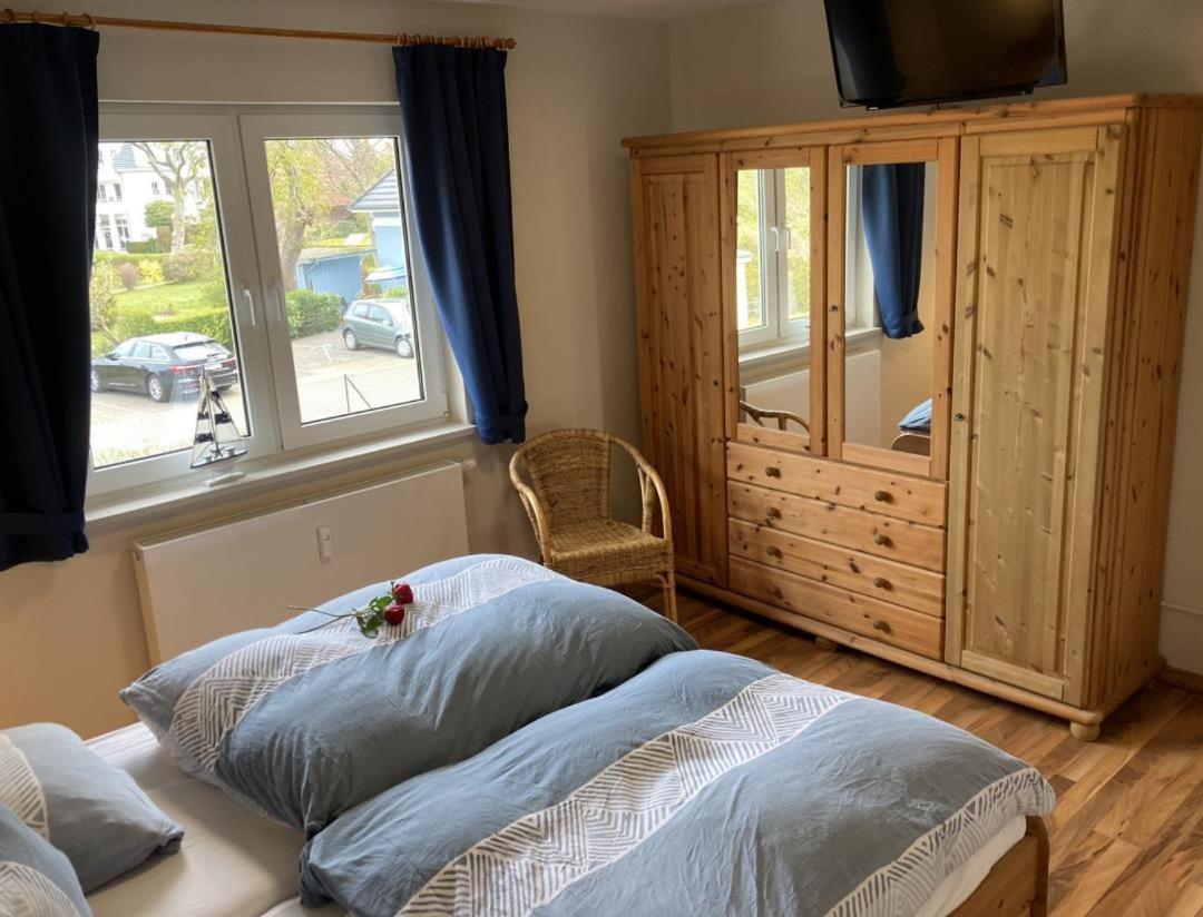 Wohnung 9 Meer-Ruhe Im Haus Stranddistel Komfortable Ferienwohnung Im 1 Og Fuer 4 Personen In Цингст Екстериор снимка
