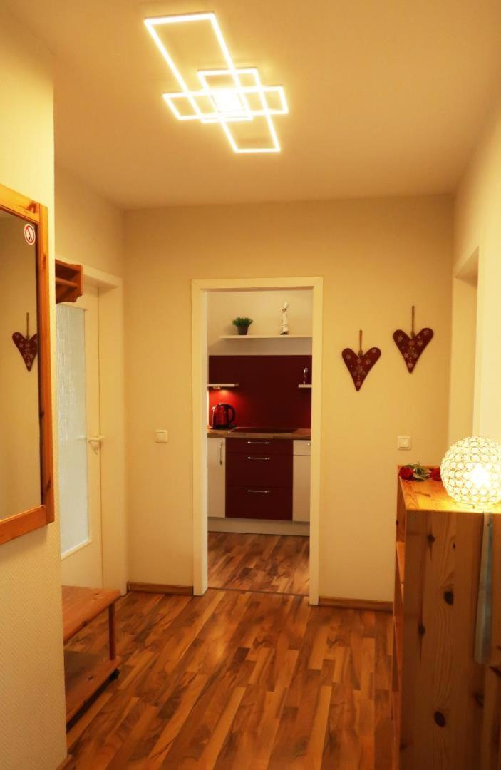 Wohnung 9 Meer-Ruhe Im Haus Stranddistel Komfortable Ferienwohnung Im 1 Og Fuer 4 Personen In Цингст Екстериор снимка